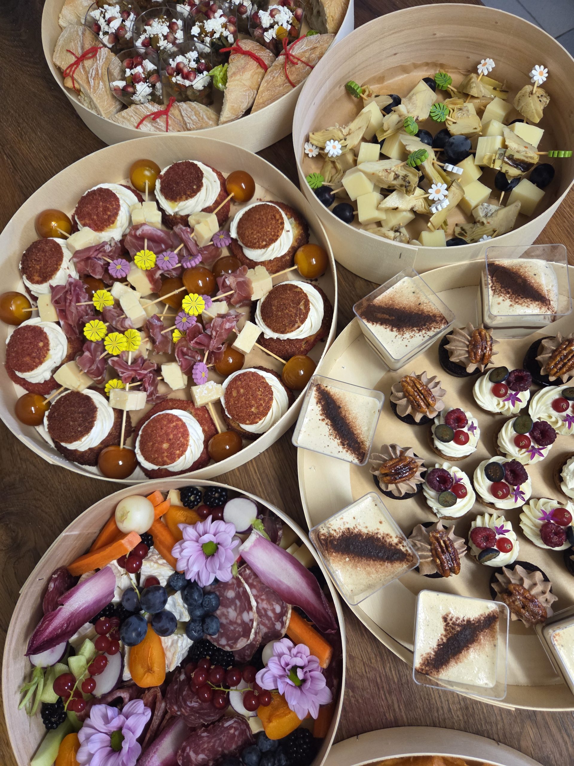 Platter corporate
