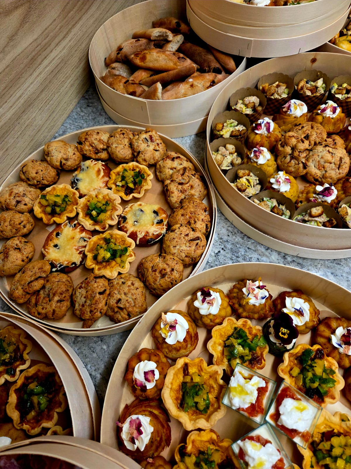 Platters Alexandra Monteverde