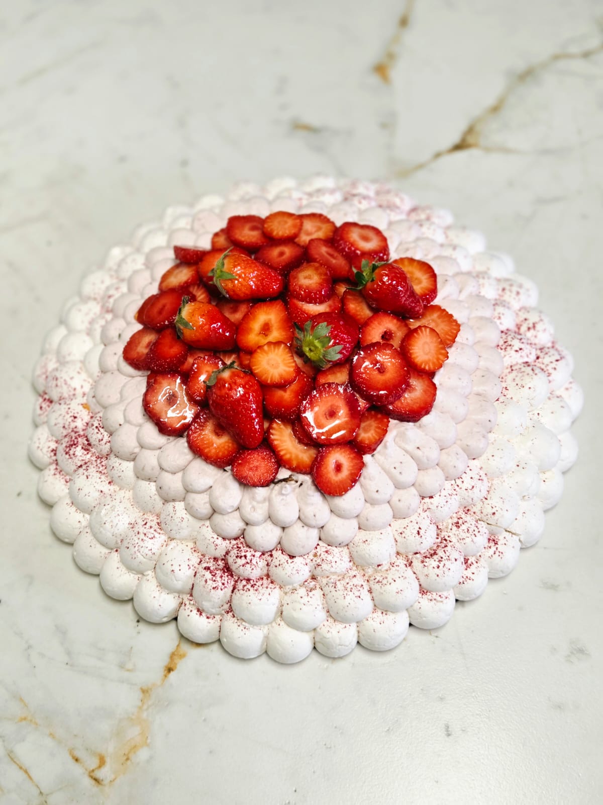 Pavlova aux fraises